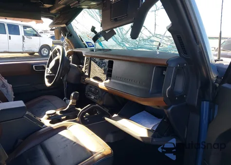 2024 Ford Bronco Outer Banks z USA, uszkodzony, nr VIN 1FMEE8BP9RLA19296